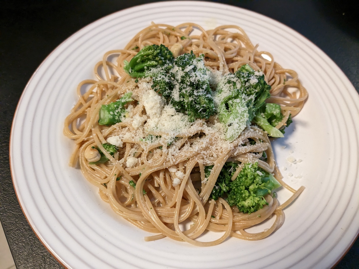 Pasta with Broccoli and Cashew